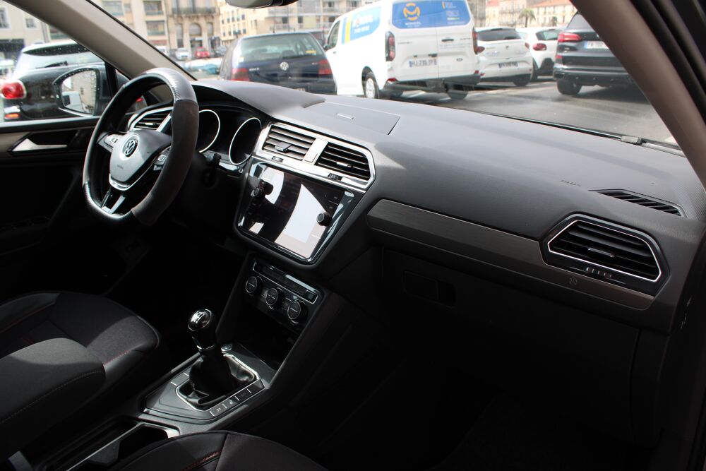 Tiguan Allspace 2.0 TDI - 150Ch CONFORTLINE ( Cam&eacute;ra 360&deg;, Carplay, Coffre &eacute; 2018 occasion 34200 S&egrave;te