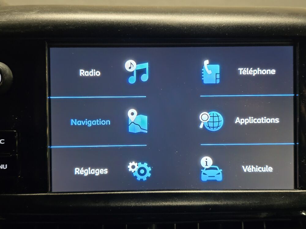 208 1.2 vti 82cv Style BVM5 sous garantie 2018 occasion 69008 Lyon