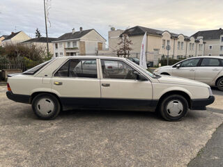 R25 GTS 2.0 103cv - Suivi complet - 2&egrave;me main 1985 occasion 49124 Saint-Barth&eacute;lemy-d'Anjou