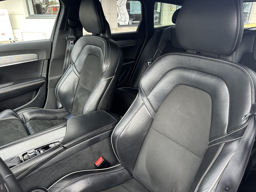 V90 D5 AWD 235ch R-Design Geartronic 2017 occasion 68390 Sausheim