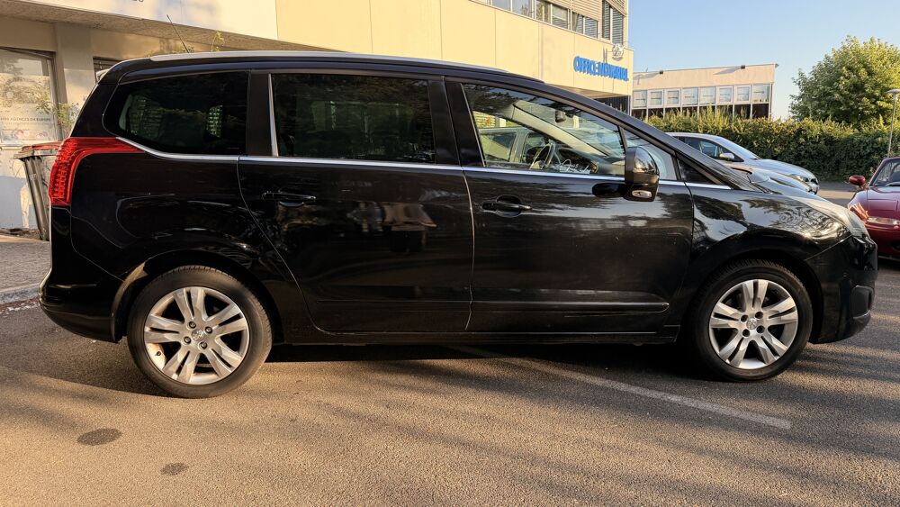 5008 1.6 THP 165ch EAT6 7 Places/ Allure Full Option/ Moteur chan 2016 occasion 91120 Palaiseau