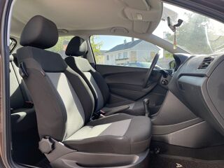 Polo Volkswagen V 1.6 TDI 90 cv - Confortline 2012 occasion 49124 Saint-Barth&eacute;lemy-d'Anjou