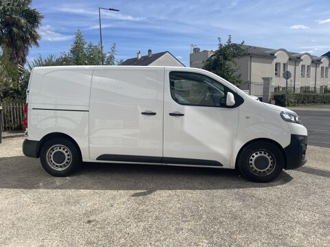 Jumpy III M 1.6 BlueHDi 115 cv - 8790€ HT - Business - 2&egrave;me main - 2017 occasion 49124 Saint-Barth&eacute;lemy-d'Anjou