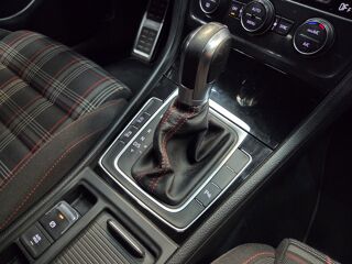Golf VII (2) 2.0 TSI 230ch GTI Performance DSG6 5p GARANTIE 2017 occasion 71300 Montceau-les-Mines