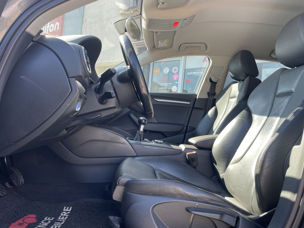A3 Sportback 1.6 TDi 110 cv - Ambiente 2014 occasion 49124 Saint-Barth&eacute;lemy-d'Anjou
