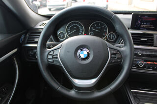 S&eacute;rie 3 GRAN TURISMO 318d 143Ch LUXURY ( Toit ouvrant, Cam&eacute;ra 360&deg;, 2013 occasion 34200 S&egrave;te