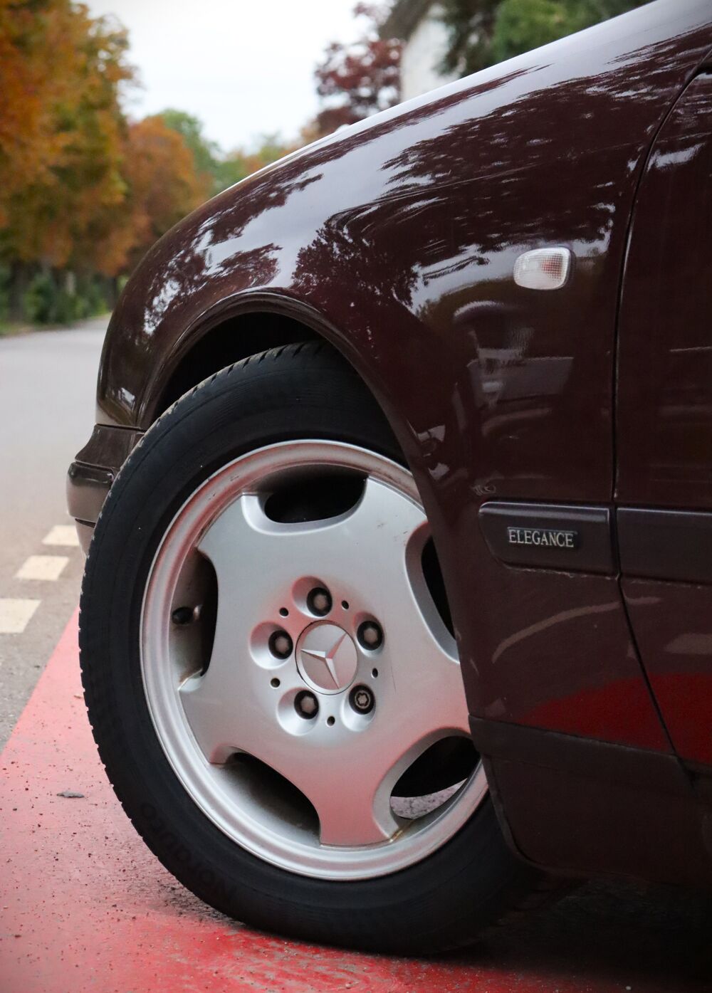CLK Coup&eacute; 200 2.0 i 136 cv Elegance 1997 occasion 88000 &Eacute;pinal