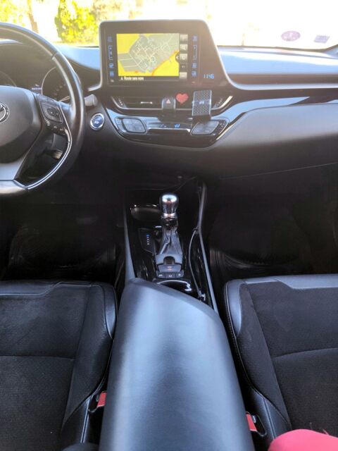 C-HR 1.8 FULL HYBRID122 COLLECTION 2018 occasion 34160 Castries