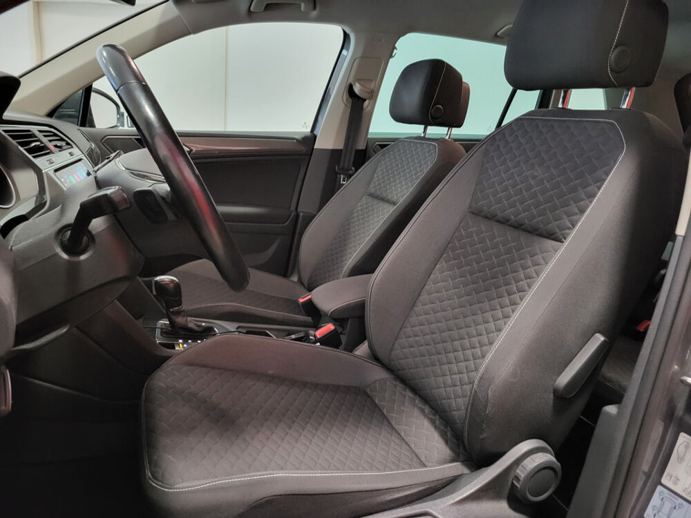 Tiguan 2.0 TDI 150 DSG7 CONNECT + CARPLAY + CAMERA + ATTELAGE AMOVI 2019 occasion 37170 Chambray-l&egrave;s-Tours