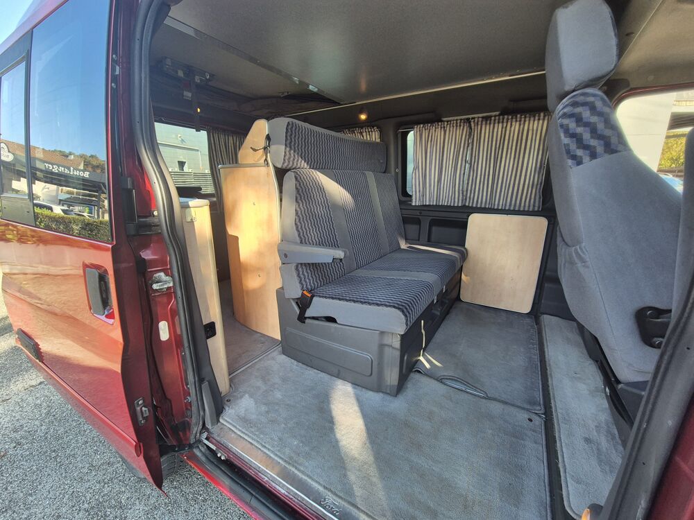 Transit 2.0 TDci 125 cv Nugget - Toit relevable - 2003 occasion 25400 Audincourt