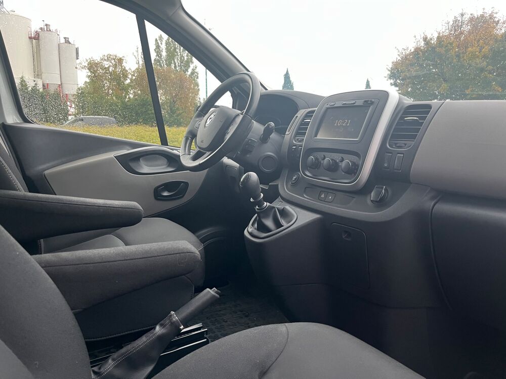 Trafic 1.6 dCi 145ch energy Intens 8 places 2018 occasion 68390 Sausheim