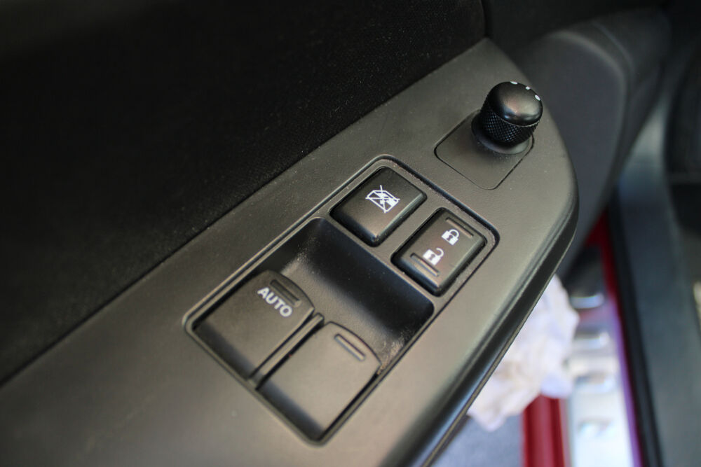 Swift 1.2 VVT 95 GL ( Radar Arr, Moteur &agrave; cha&icirc;ne, Clim ... ) 2012 occasion 34200 S&egrave;te