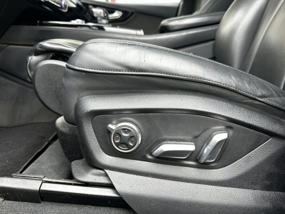 Q7 S&eacute;rie 2 3.0 TDI V6 Quattro Tiptronic8 272 ch Avus Extended 2018 occasion 88100 Sainte-Marguerite