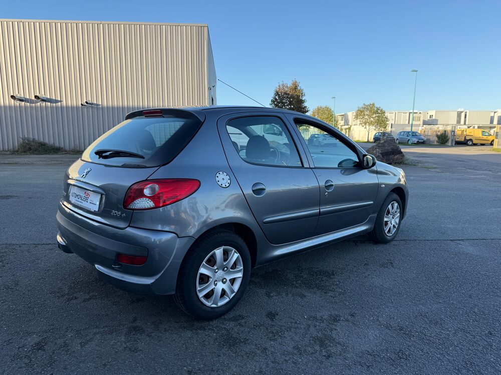 206 1.4l hdi 70ch TRENDY 2009 occasion 44860 Pont-Saint-Martin
