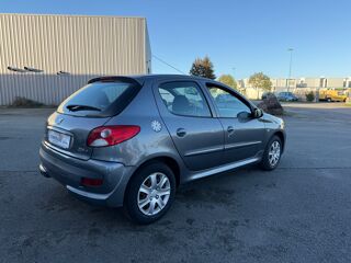 206 1.4l hdi 70ch TRENDY 2009 occasion 44860 Pont-Saint-Martin