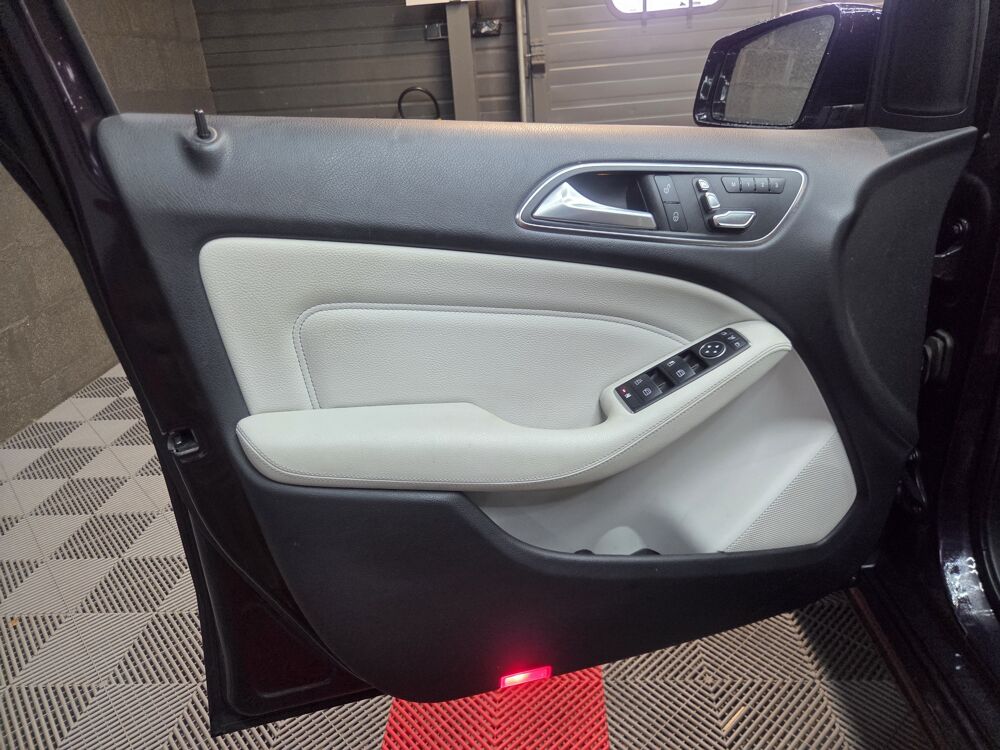 Classe B B180 122ch Sensation automatique 7G-DCT 2015 occasion 71300 Montceau-les-Mines