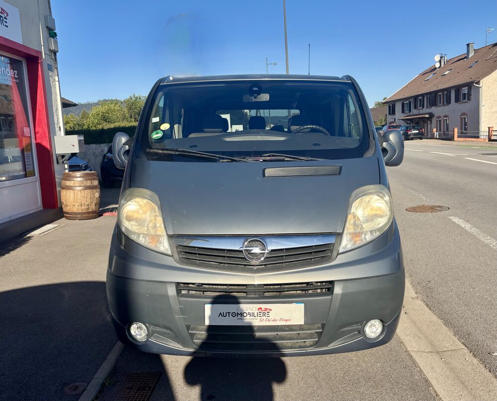 Vivaro Minibus 2.0 CDTI 16V Combi Easytronic 115 ch 8 places 2012 occasion 88100 Sainte-Marguerite