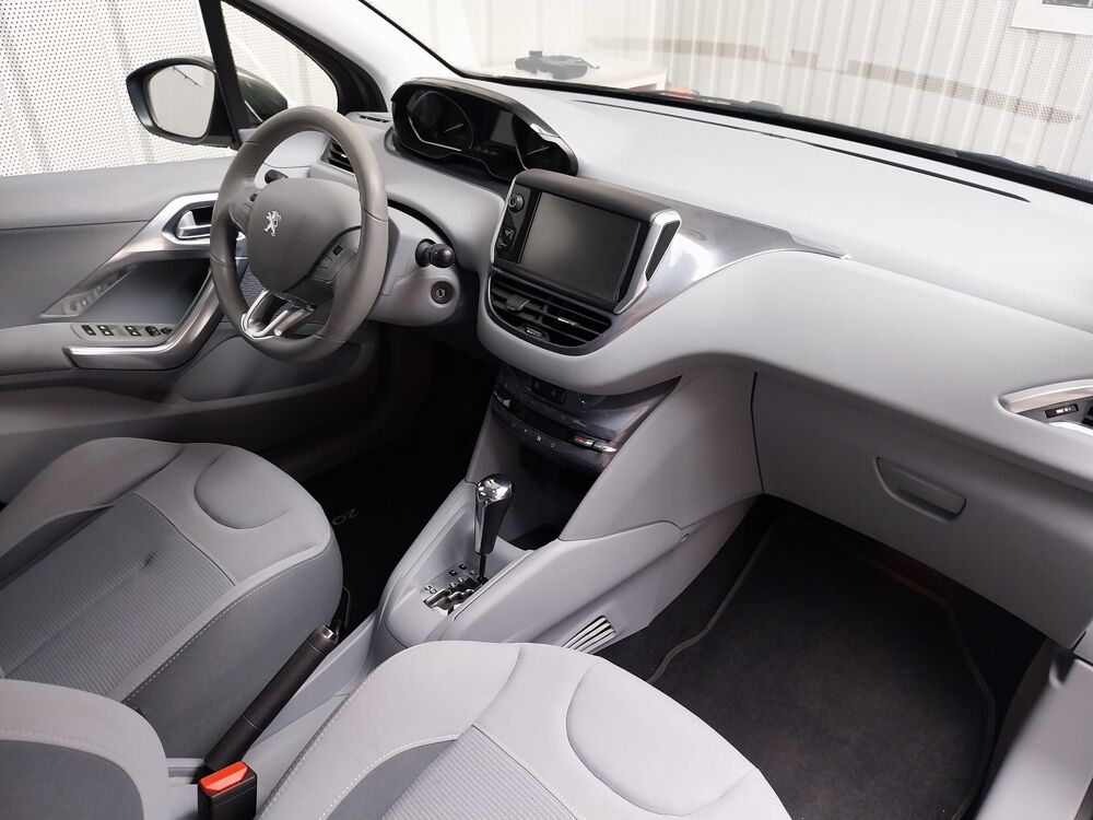208 1.6 VTI 120 ch Allure 2014 occasion 56000 Vannes