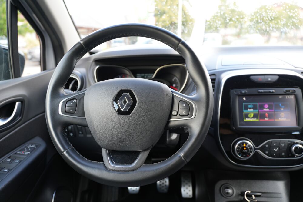 Captur (2) 0.9 TCE 90 INTENS 2018 occasion 01000 Saint-Denis-l&egrave;s-Bourg
