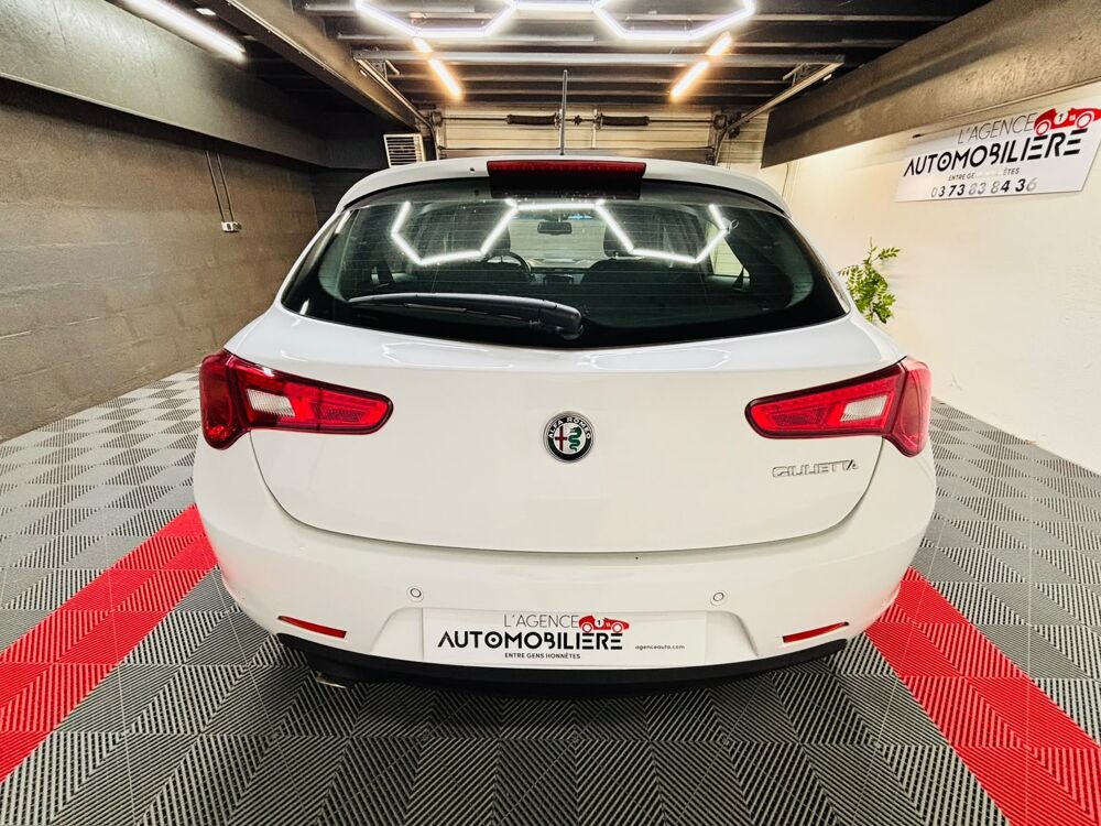 Giulietta 1.6 JTDM 120ch super- Garantie 12 mois - distribution effect 2017 occasion 71300 Montceau-les-Mines