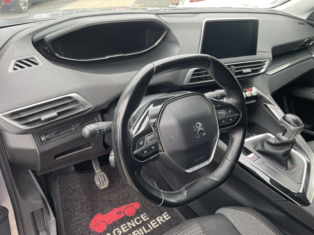 5008 1.6 BlueHDi 120 cv 7 places Active Business - APPLE CAR 2018 occasion 49124 Saint-Barth&eacute;lemy-d'Anjou