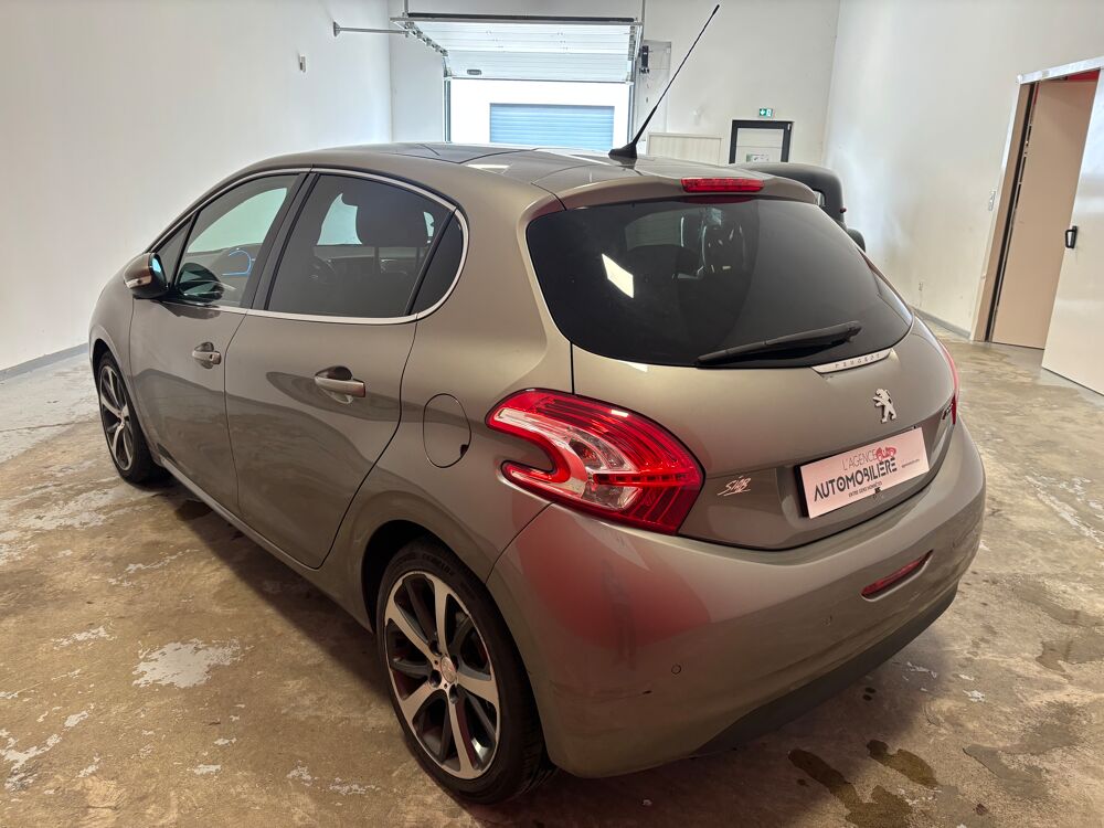 208 Peugeot ALLURE 1.6 VTI + TOIT PANORAMIQUE 2014 occasion 37170 Chambray-l&egrave;s-Tours