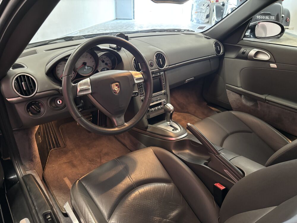 Cayman CAYMAN 987 3.4 TIPTRONIC 2006 occasion 37170 Chambray-l&egrave;s-Tours