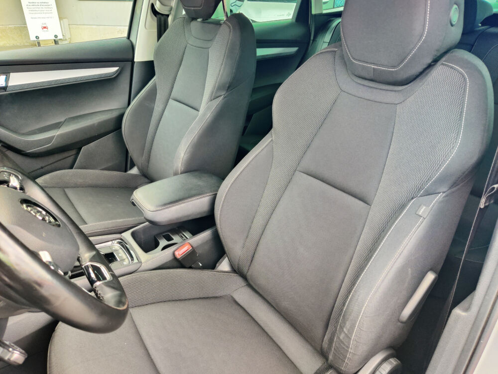 Karoq 2.0 TDi 116 DSG7 Business 1&egrave;re main 2022 occasion 68390 Sausheim