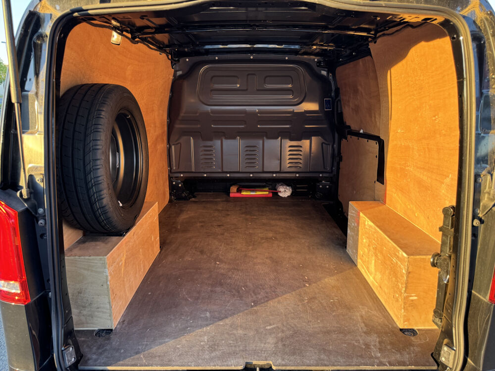 Vito FOURGON 114 CDI 136 9G-TRONIC SELECT | SIEGES CHAUFFANTS, CA 2022 occasion 44860 Pont-Saint-Martin