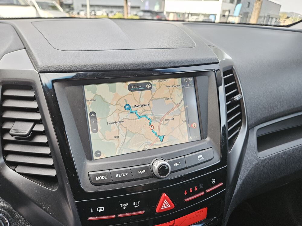 Tivoli XLV 160 1.6 115 CV 2WD SPORT ( Bluetooth - Cam&eacute;ra - GPS ...) 2017 occasion 25400 Audincourt