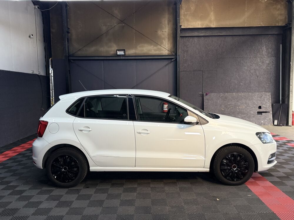 Polo 1.0 MPi 60ch Trendline 2015 occasion 78680 &Eacute;p&ocirc;ne