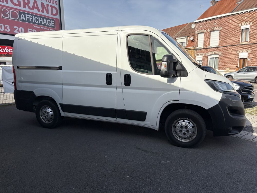 Boxer Fg 333 L1H1 2.2 BlueHDi S&S 120ch Premium 2021 occasion 59300 Valenciennes