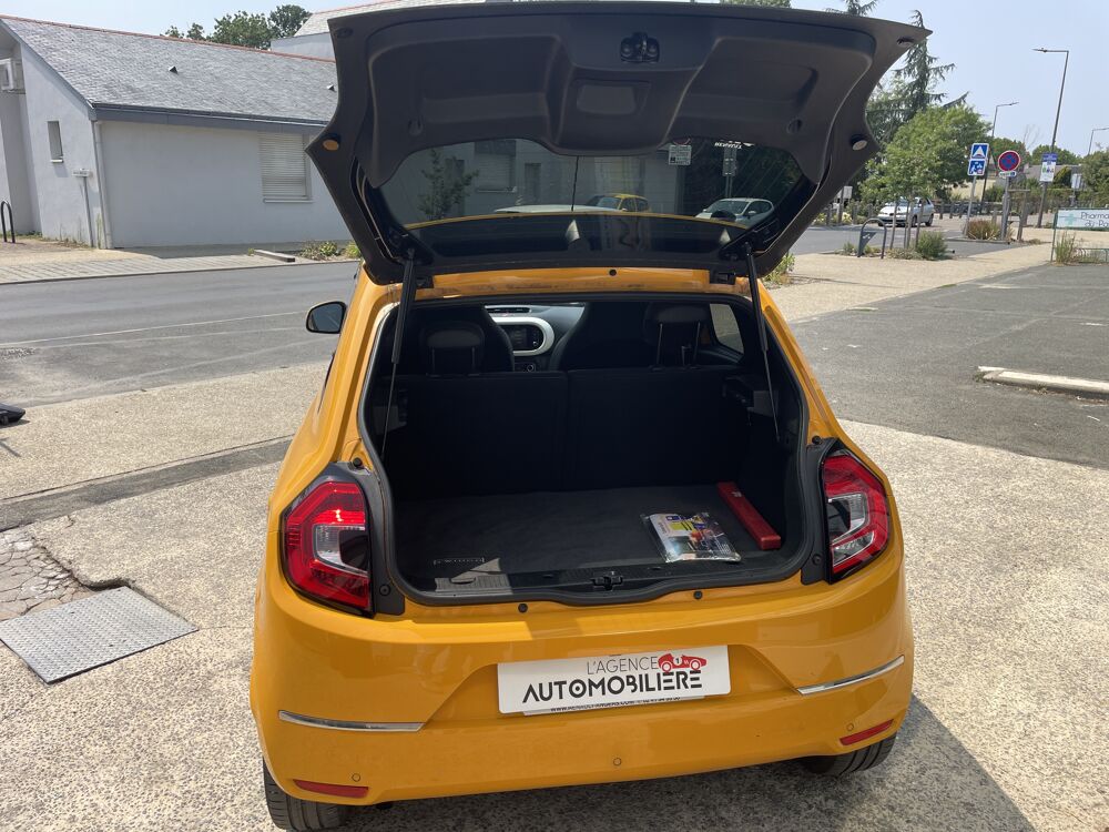 Twingo III 0.9 TCe EDC6 95 cv Bo&icirc;te auto INTENS - SUIVI RENAULT Fai 2019 occasion 49124 Saint-Barth&eacute;lemy-d'Anjou