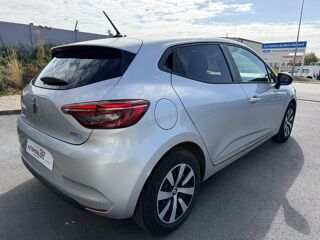 Clio 1.6 i 16V Hybrid 143 cv 2022 occasion 51000 Ch&acirc;lons-en-Champagne