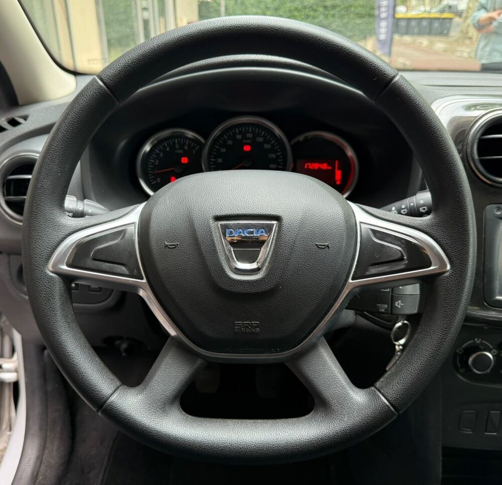 Logan 0.9 TCE 90 BLACKLINE - GARANTIE 6 MOIS- BOITIER BIOETHANOL 2018 occasion 92370 Chaville