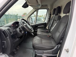 Boxer Fourgon 330 L1H1 2.2 BlueHDi 2022 occasion 51000 Ch&acirc;lons-en-Champagne