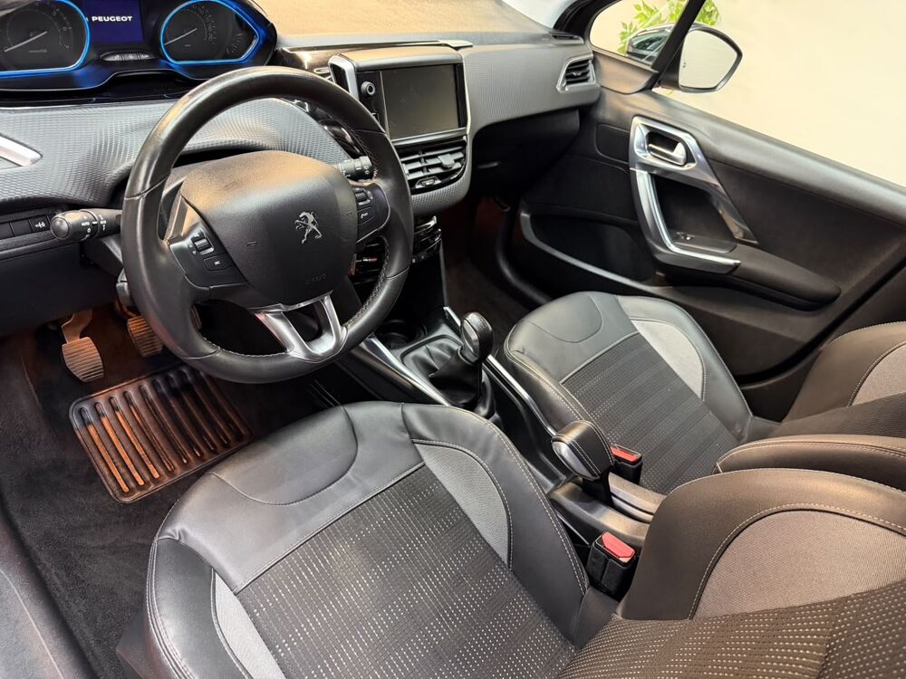 2008 Peugeot 1.6 VTi 120 ch Allure Garantie 12 mois 2013 occasion 71300 Montceau-les-Mines