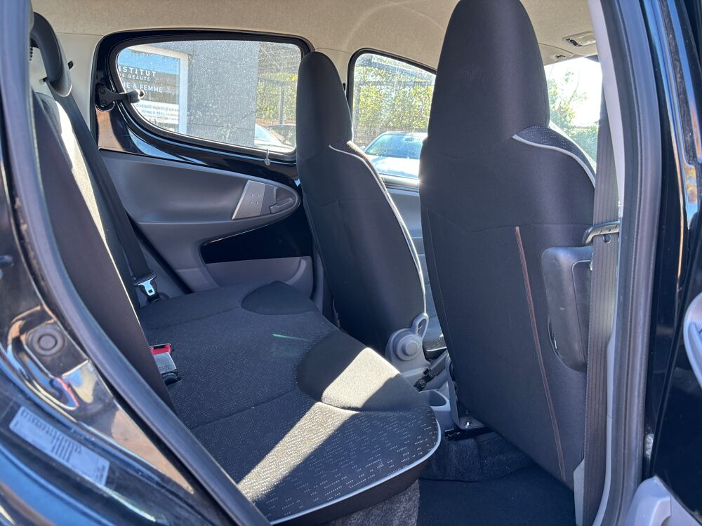 107 1.0 i 68 ch TRENDY 5P - MOTEUR A CHAINE TOYOTA - CLIMATISATI 2011 occasion 25400 Audincourt