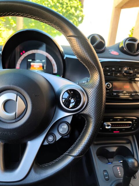 ForFour SMART FORFOUR ELECTRIC PRIME | 30 900 km | SOH 94 % | TOIT P 2019 occasion 34160 Castries