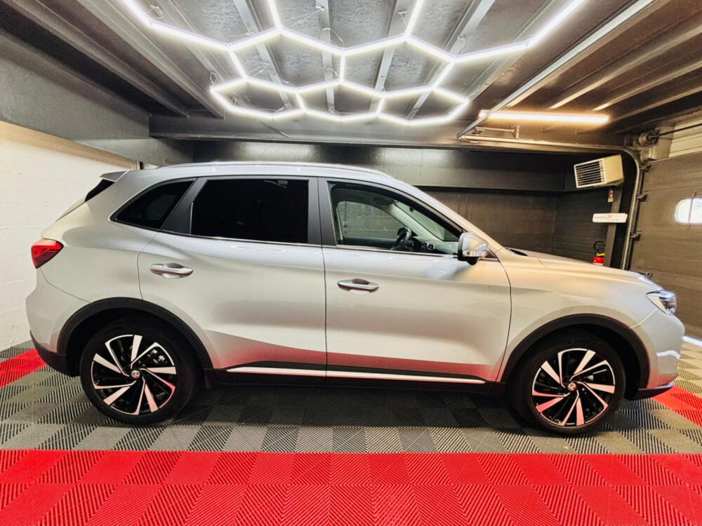MG.ZS 1.5 L Hybrid+ 197 ch Luxury- garantie constructeur 06/2032 2025 occasion 71300 Montceau-les-Mines