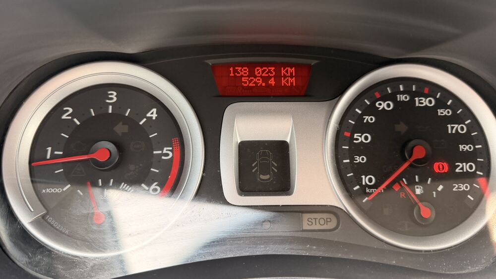 Clio III 5 Portes 1.5 dCi 86 cv Full Options / distribution neuve 2008 occasion 91120 Palaiseau