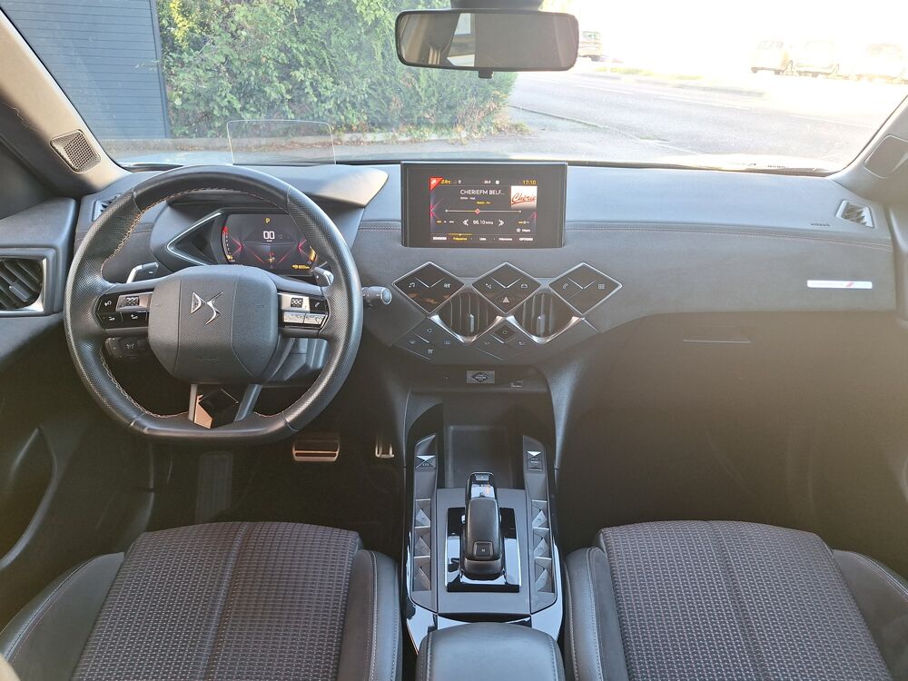 DS3 CROSSBACK 1.2 PURETECH 130 ch PERFORMANCE LINE + 2023 occasion 90400 Danjoutin