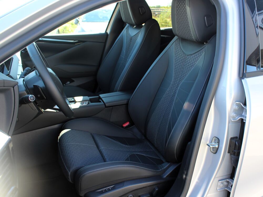 DS4 II BlueHDi 130 CH EAT8 Pallas * BOITE AUTO MOINS DE 6500 KM 2025 occasion 70000 Vesoul