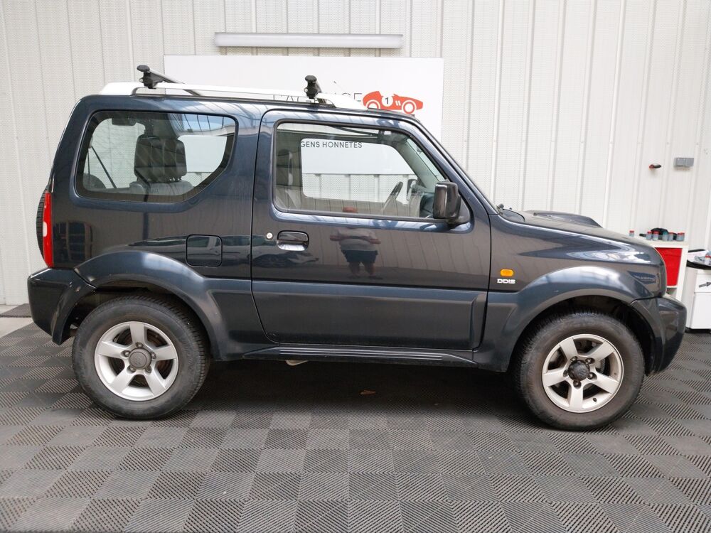 Jimny 1.5 DDIS 85 JLX 4WD 2007 occasion 56000 Vannes