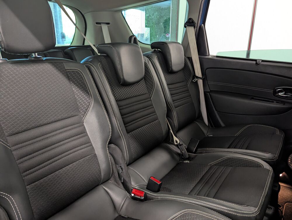 Grand scenic IV III (3) 1.2 TCE 130 ENERGY BOSE EDITION 7PL 2016 occasion 95800 Cergy