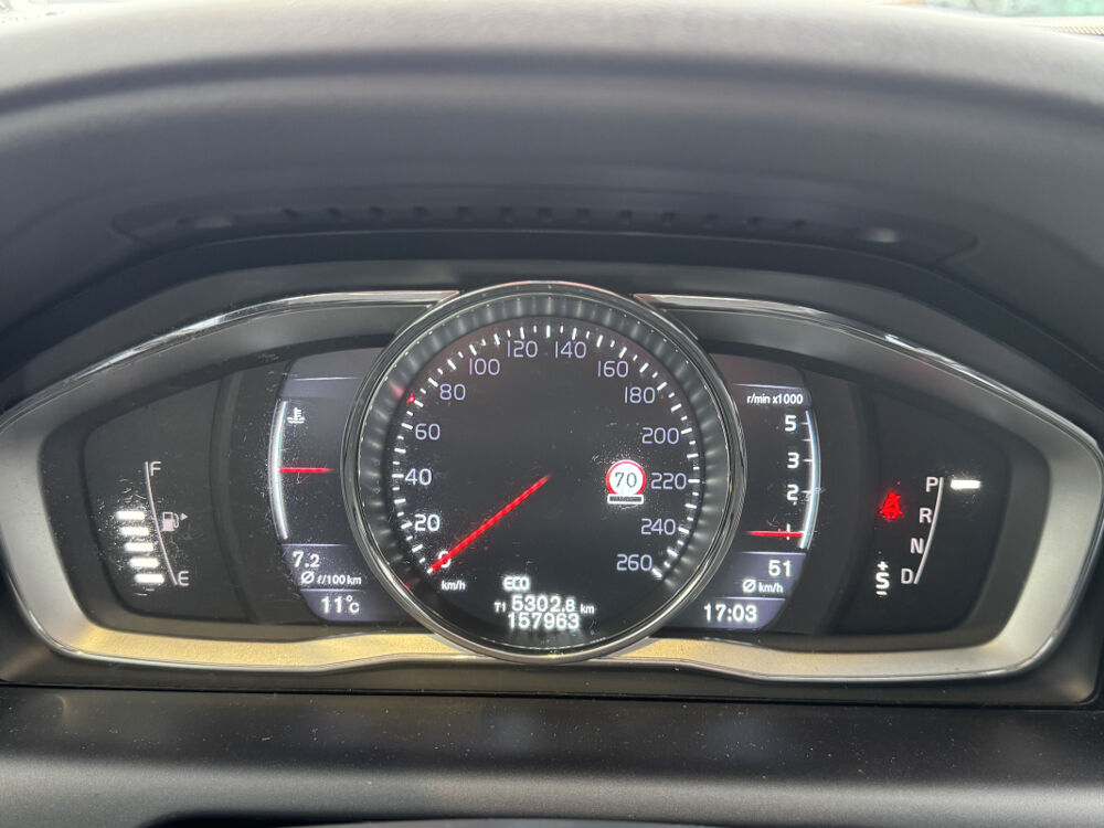 XC60 2.0 D4 FWD GEARTRONIC - 190cv SUMMUN 2015 occasion 71380 Ch&acirc;tenoy-en-Bresse