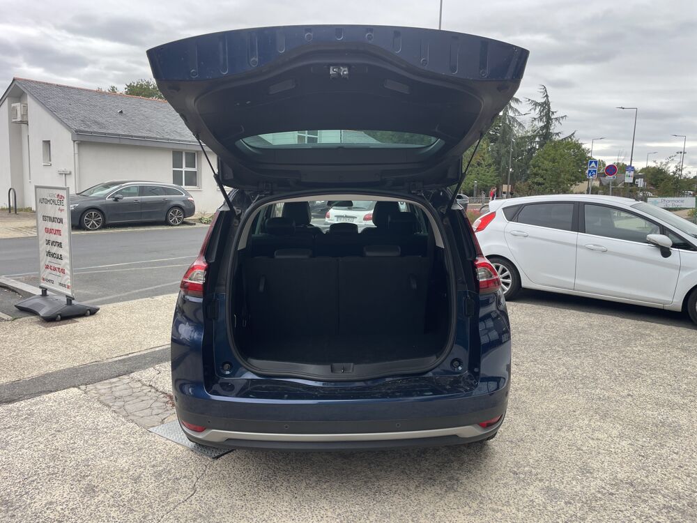 Grand scenic IV IV 1.7 dCi 120 cv INTENS - 7 places APPLE CAR Chaine de dist 2019 occasion 49124 Saint-Barth&eacute;lemy-d'Anjou