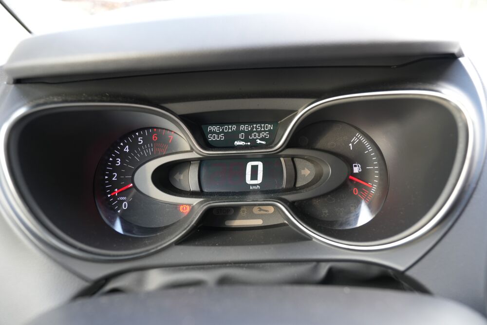 Captur (2) 0.9 TCE 90 INTENS 2018 occasion 01000 Saint-Denis-l&egrave;s-Bourg