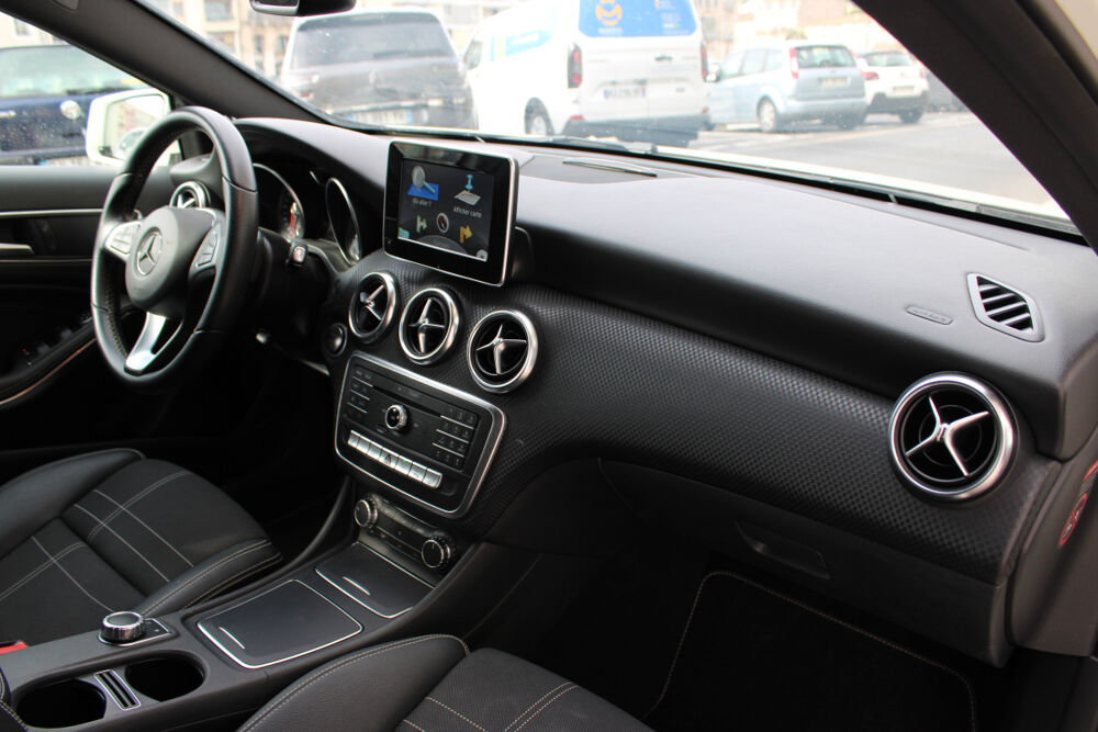 Classe A 1.6 200 155 SENSATION 7G-DCT BVA ( Moteur Mercedes, Cam&eacute;ra d 2016 occasion 34200 S&egrave;te