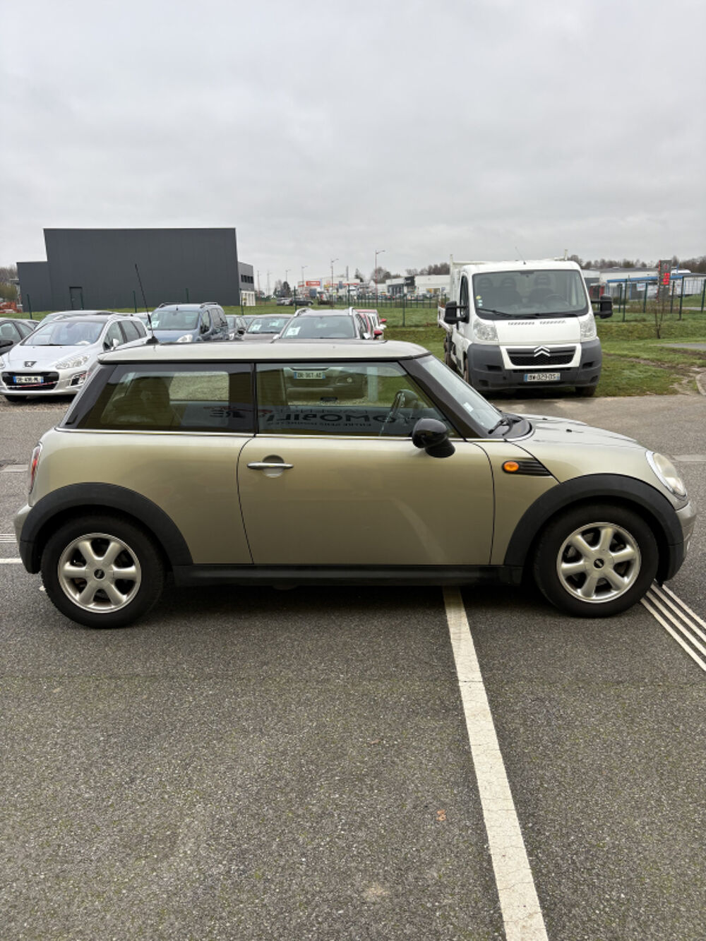 Cooper R56 1.4i Hatch One 2007 occasion 76760 Yerville